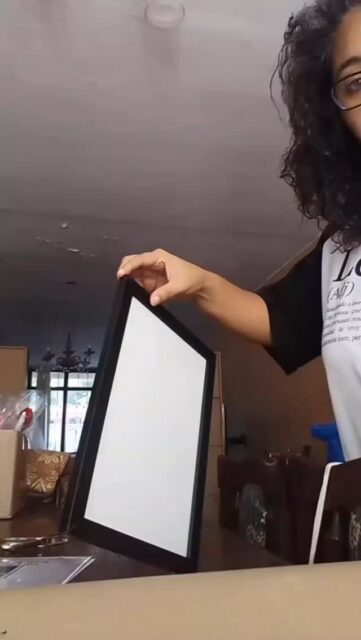 ✨ ¿Buscas el regalo perfecto en Lima? ✨
Los regalos personalizados siempre ganan: polos estampados, tazas, llaveros y boxes únicos que llevan nombre, frase o diseño especial. 🎁
Porque no es lo mismo dar cualquier cosa que sorprender con algo hecho solo para esa persona 😍.
👉 Haz tu pedido y convierte cualquier ocasión en inolvidable.
#RegalosPersonalizados #PolosEstampados #IdeasDeRegalo #LimaPerú #GiftBox