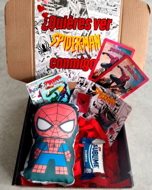 🕷️ ¿Vas a ver Spiderman con tu novio este 30 de julio?

Invítalo de una forma más bonita con nuestra box sorpresa personalizada: tickets, cards, llaveros, mini almohada y un dulce para hacer la cita aún más especial. 🍿❤️

Un detalle pequeño, pero con toda la intención.

Pídela por DM y sorpréndelo antes de ir al cine. 🕸️